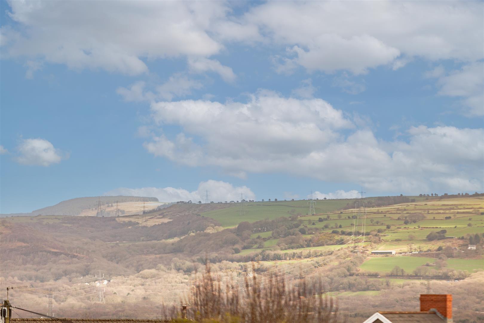 Vicarage Road, Morriston, Swansea, SA6 6DJ